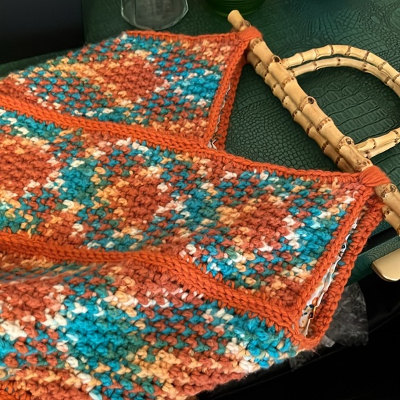 Crochet Bag With Wooden Handle Handcrafted - Picture 10 of 11